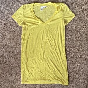 Abound Lemon V-Neck Short Sleeve Tee